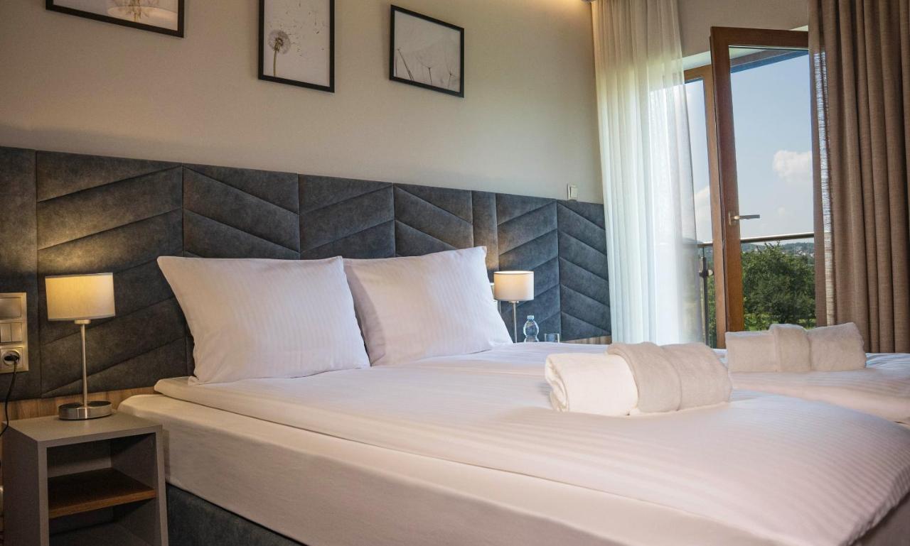Villa & Gospoda Krakowska Kobiernice Dış mekan fotoğraf