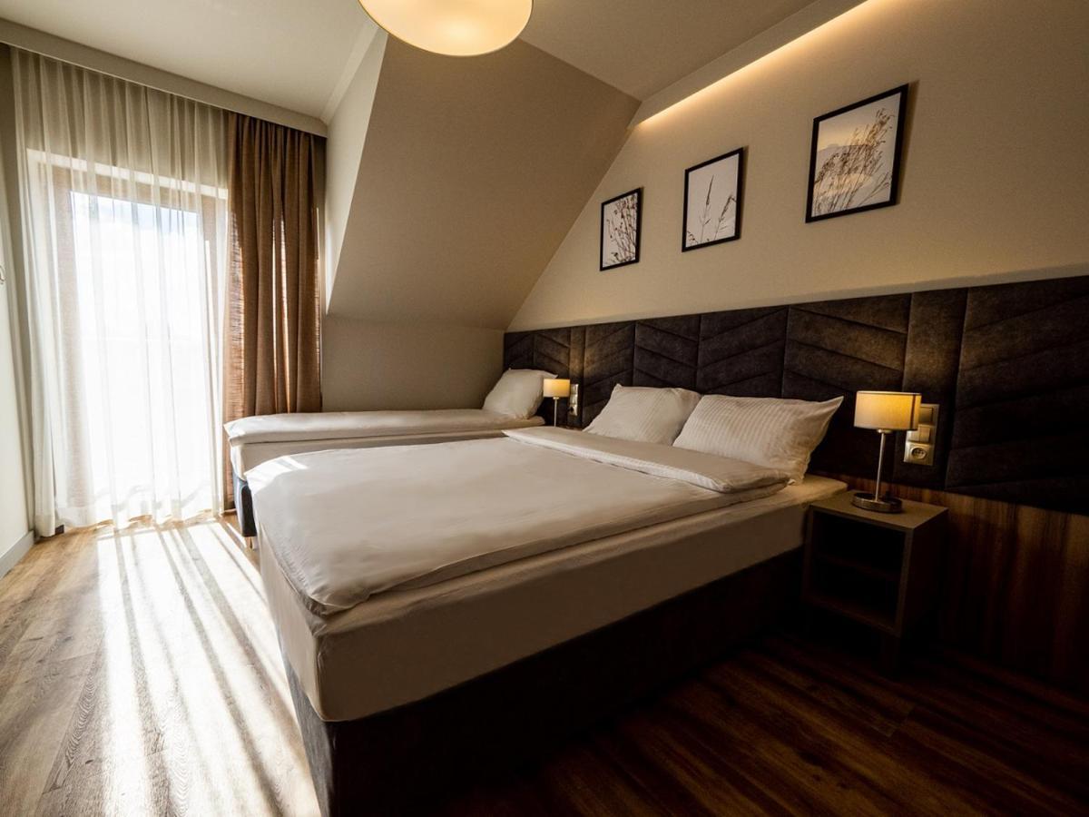 Villa & Gospoda Krakowska Kobiernice Dış mekan fotoğraf