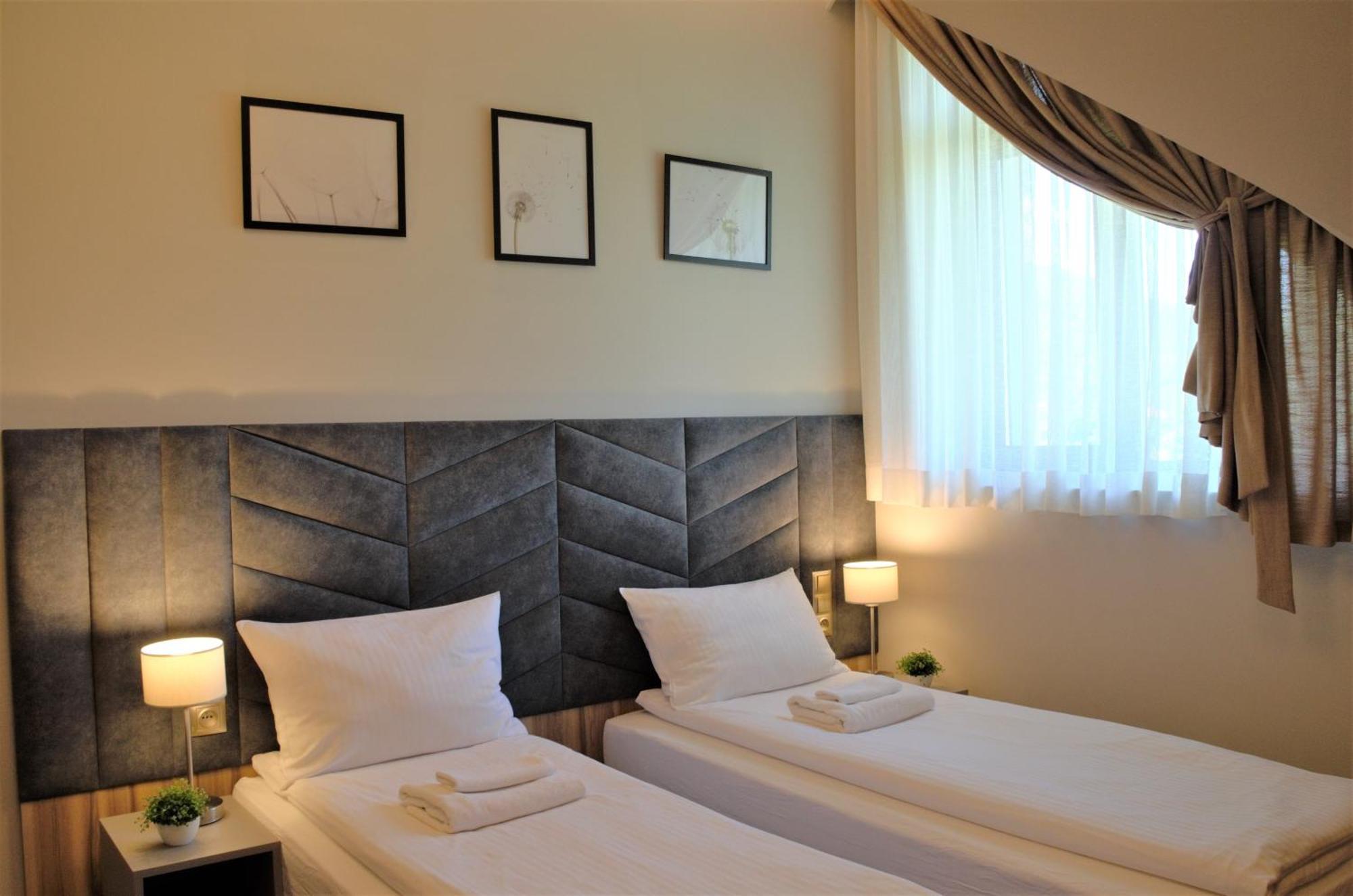 Villa & Gospoda Krakowska Kobiernice Dış mekan fotoğraf