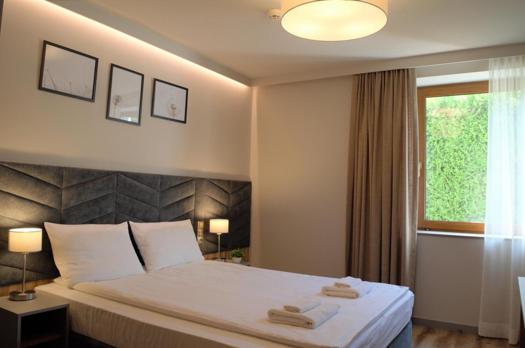 Villa & Gospoda Krakowska Kobiernice Dış mekan fotoğraf